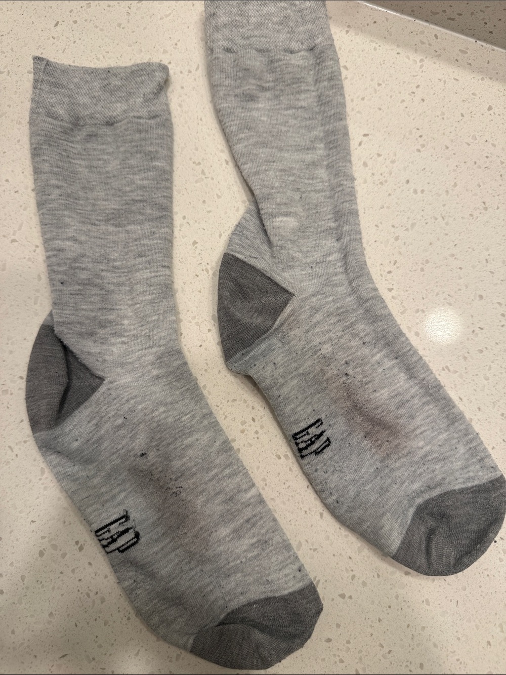 GAP Men's Grey Crew Socks with Contrast Heel and Toe
